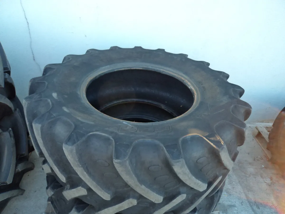 2 x BKT Tyres - Image 3