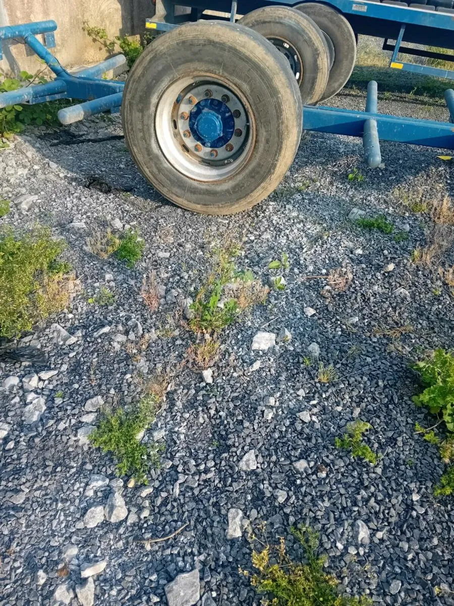 6 Bale trailer - Image 4