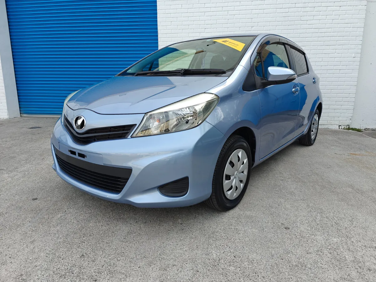 2013 TOYOTA VITZ 1.3L AUTOMATIC LOW MILEAGE - Image 3