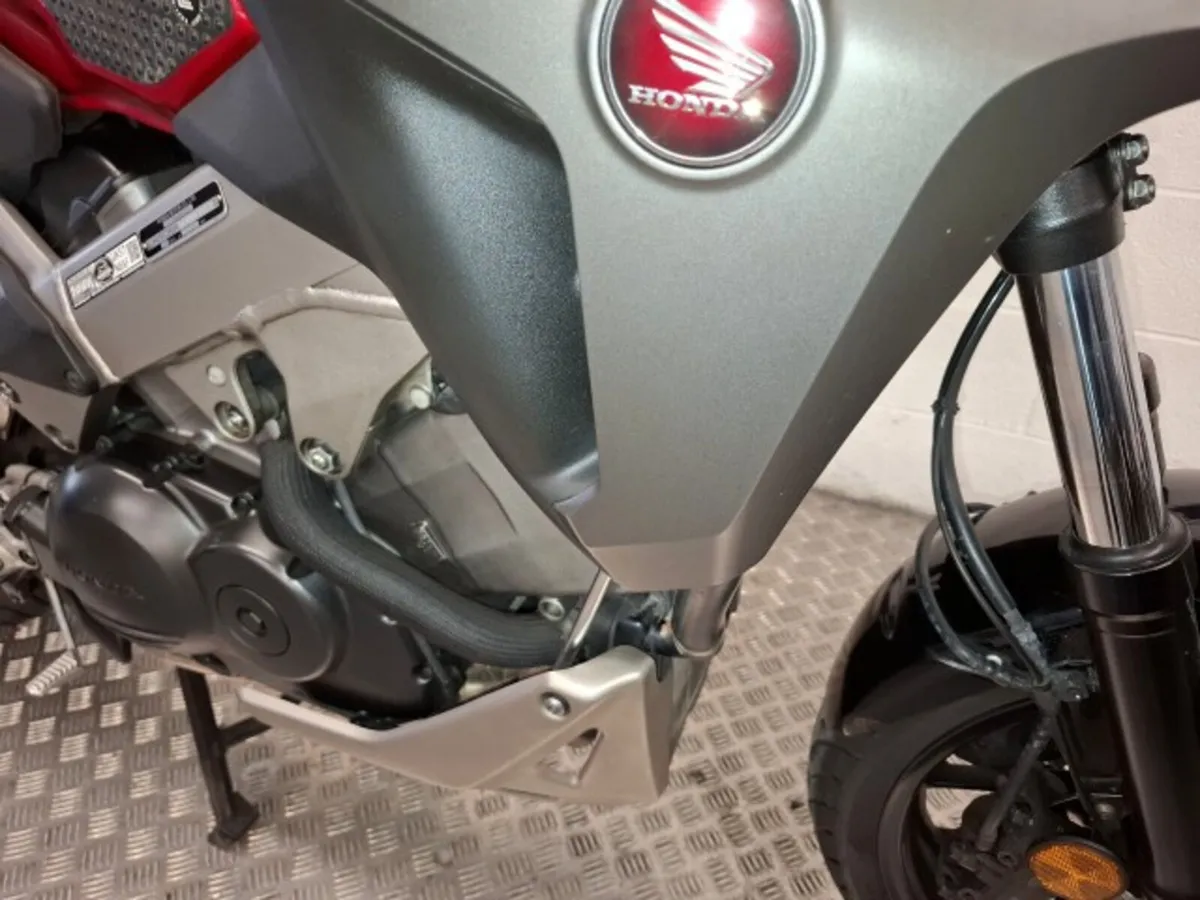 Honda Crossrunner 800 2016 - Image 4