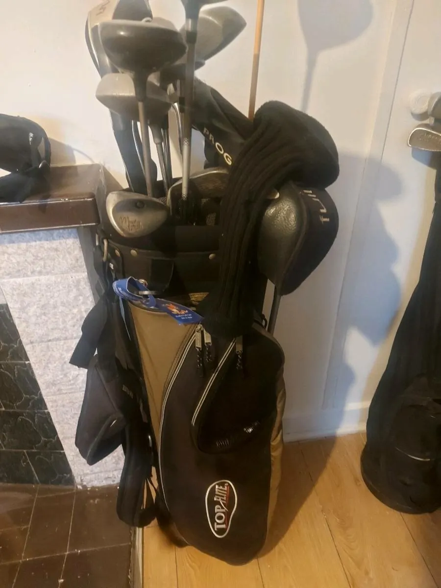 Golf club set - Image 1