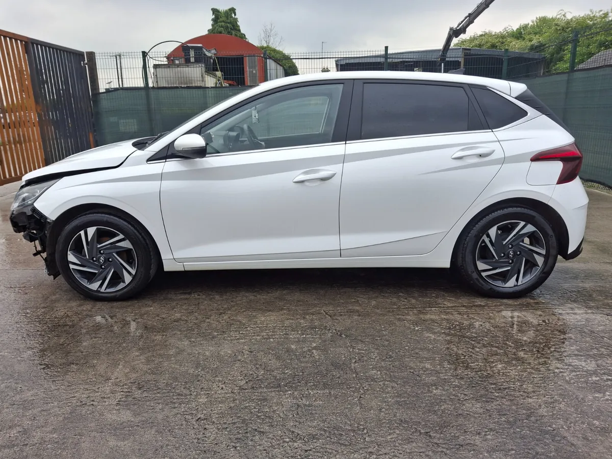 222 Hyundai i20 1.2 Petrol - Image 4