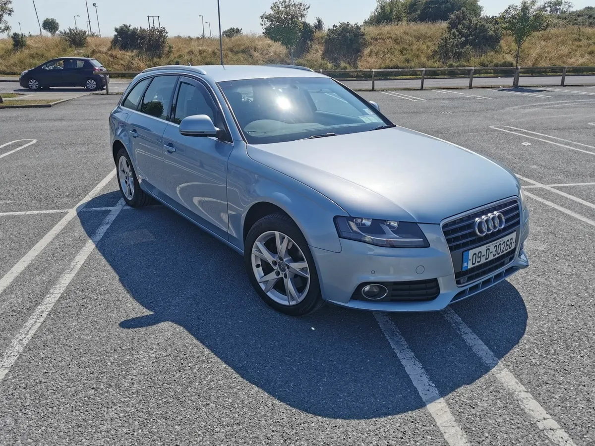 Audi A4 2009 - Image 4