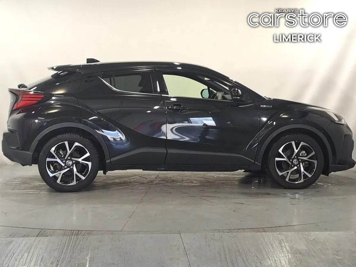 Toyota C-HR 1.8 PET Hybrid 5DR - Image 2