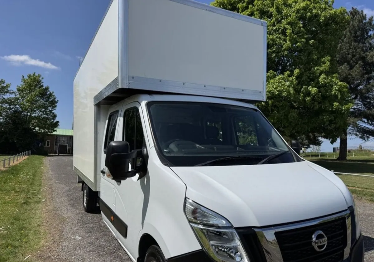 2021 NISSAN NV400 2.3 dCi 35 3.5t.Tekna Double Cab - Image 2