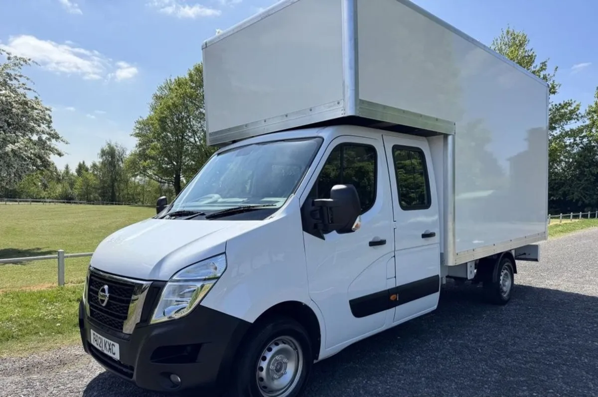 2021 NISSAN NV400 2.3 dCi 35 3.5t.Tekna Double Cab - Image 1