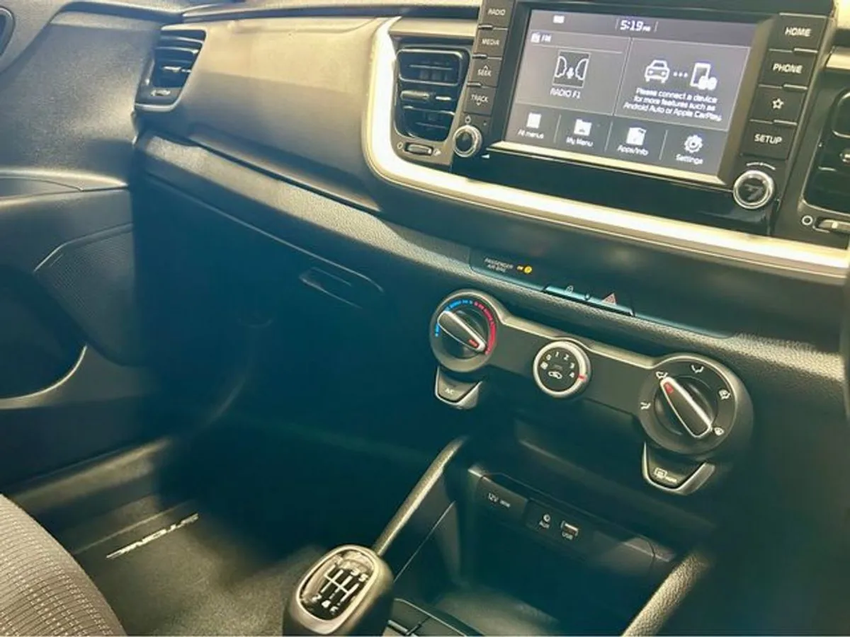 Kia Stonic K2 5DR - Image 4