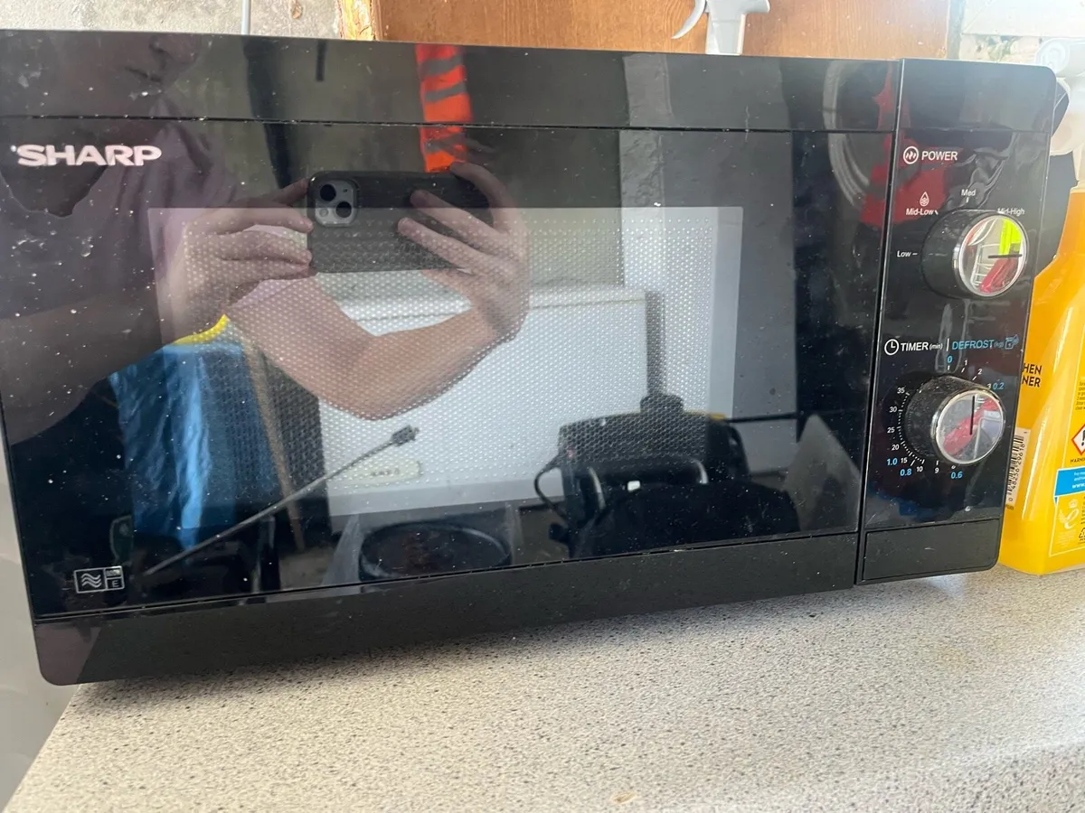 Microwave - Image 1