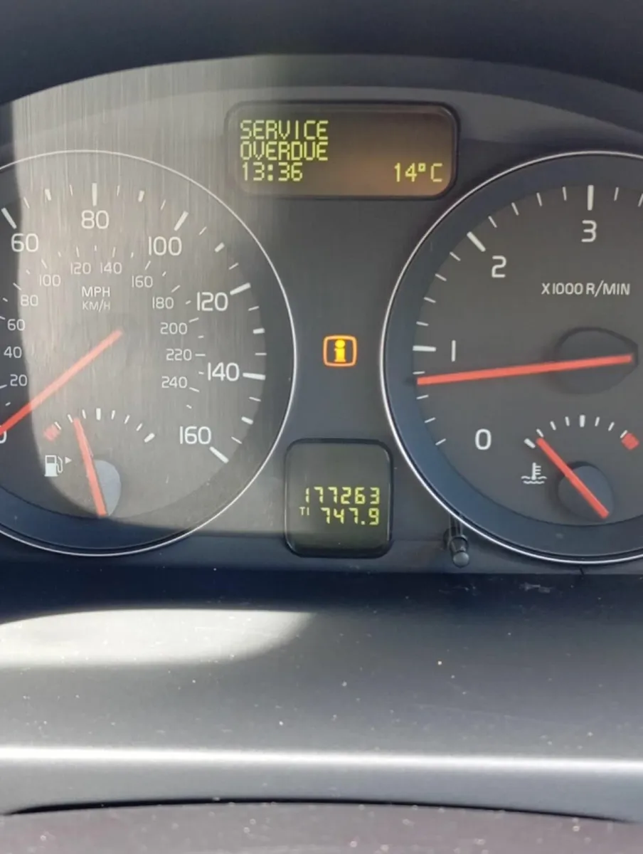 Volvo V50 2008 - Image 3