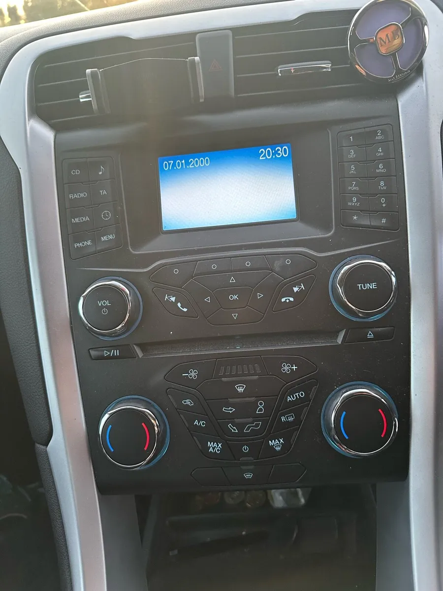 Ford Mondeo - Image 2