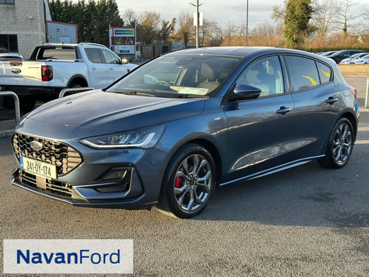 Ford Focus St-Line 1.0 EcoBoost 125Ps ** Warranty - Image 3