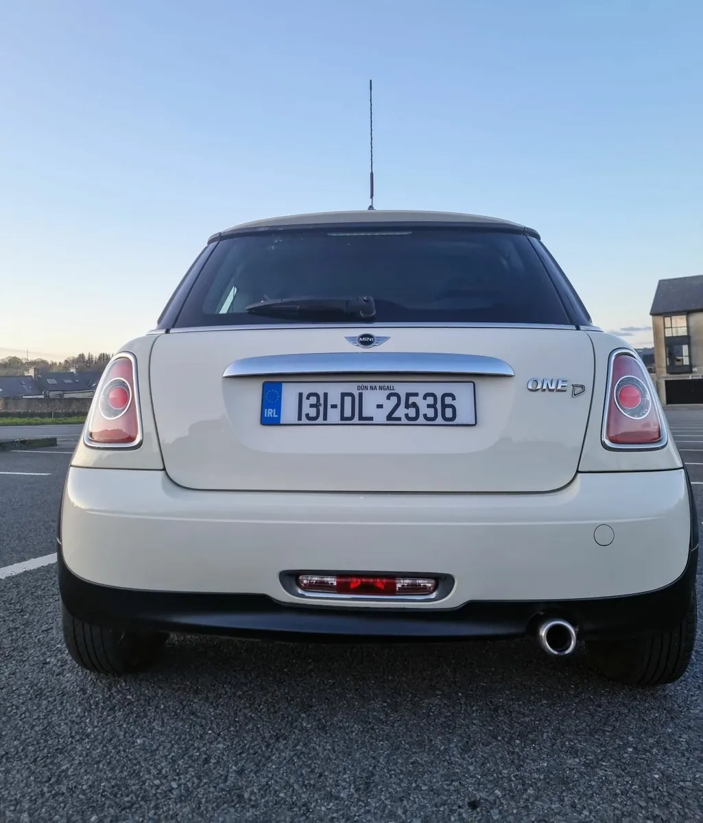 Mini One 2013 Cream Immaculate Condition - Image 4