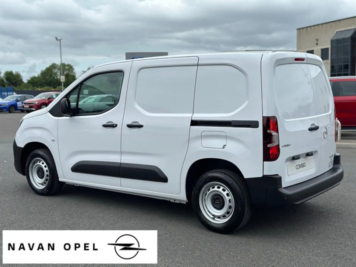Opel Combo Komfort SWB 1.5TD 100Ps ** Only €90 Per - Image 3