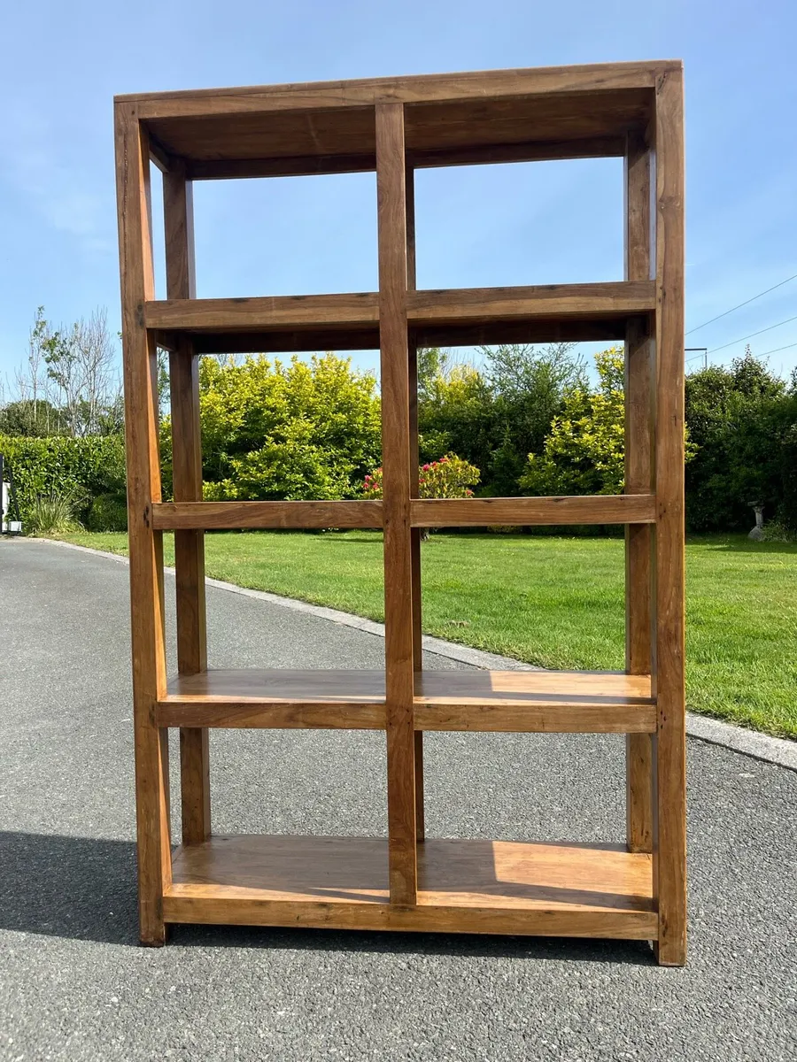 Solid wood shelf - Image 1