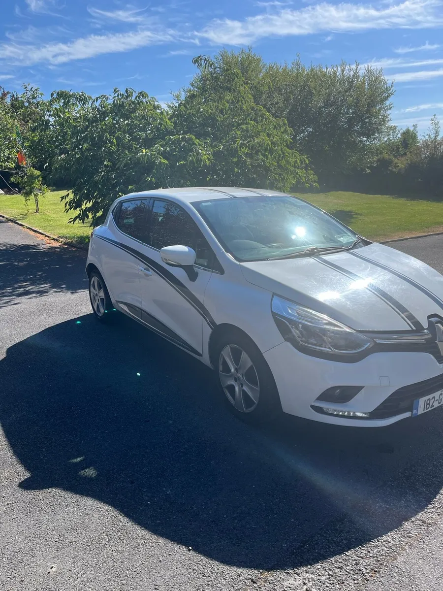 Car - Image 3