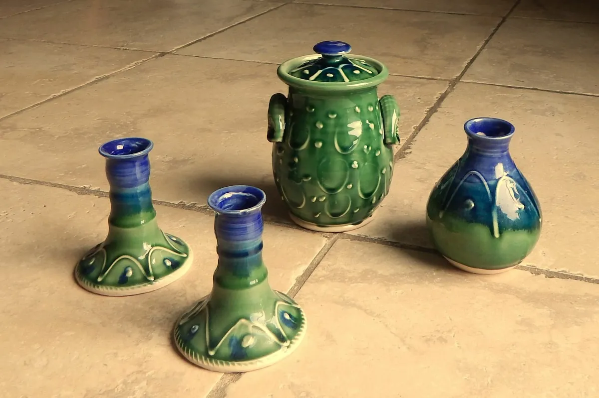 Selection of Castle Arch Studio Pottery Pieces - Image 1