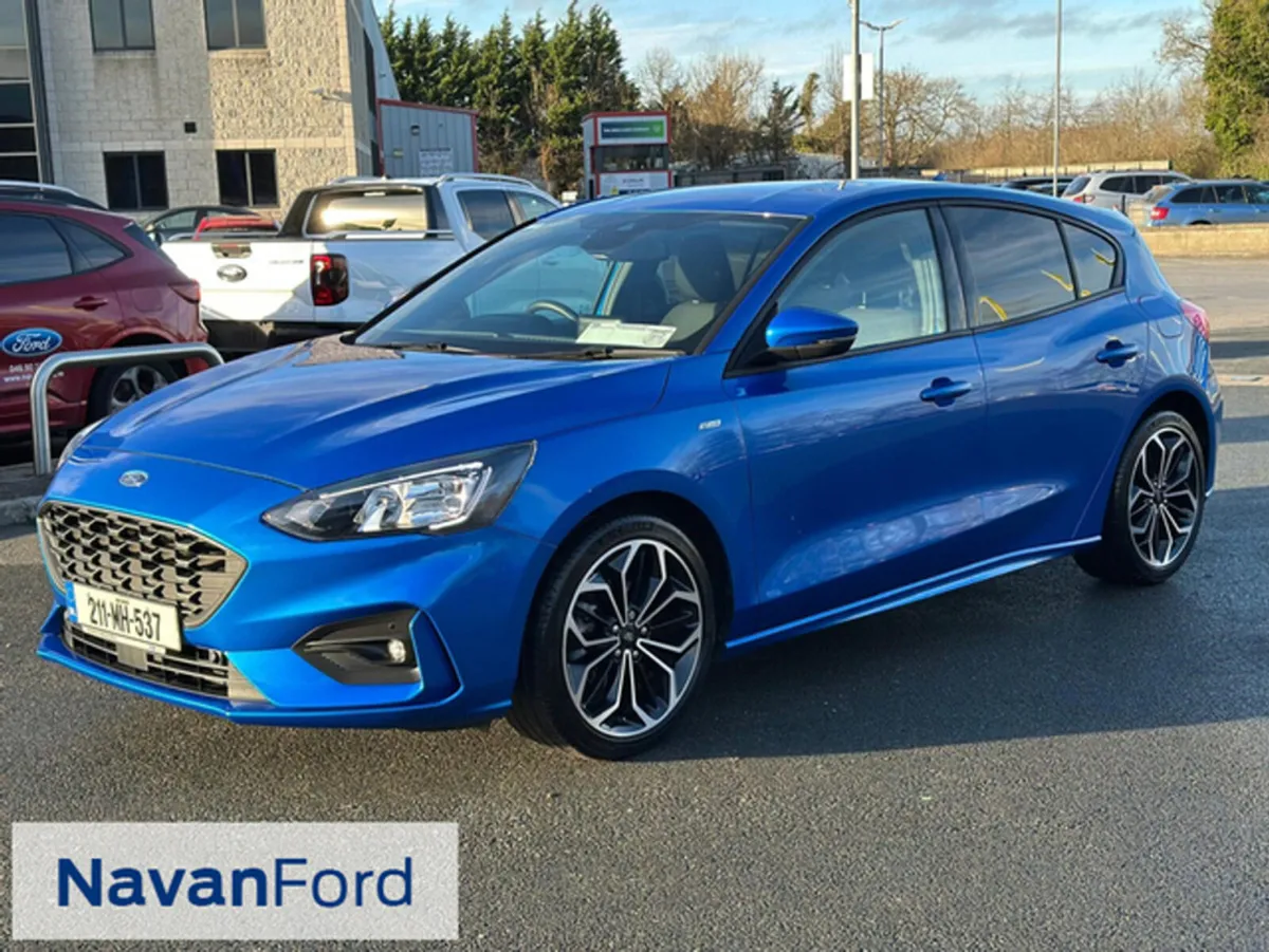 Ford Focus St-Line 1.0T 125Ps Hybrid ** Warranty J - Image 3