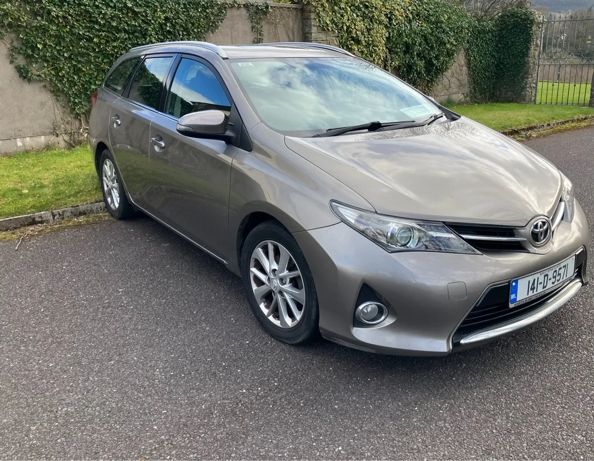 Car - Image 3