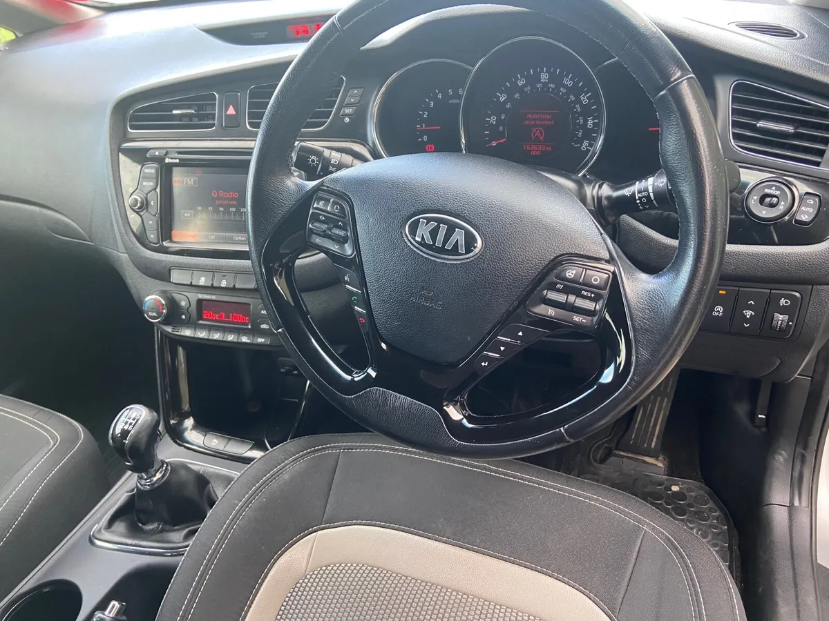 Kia Ceed 2015 - Image 3