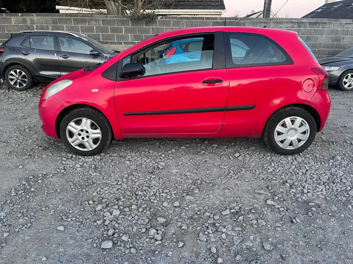 2006 Toyota Yaris Drive Away not damaged - Image 2