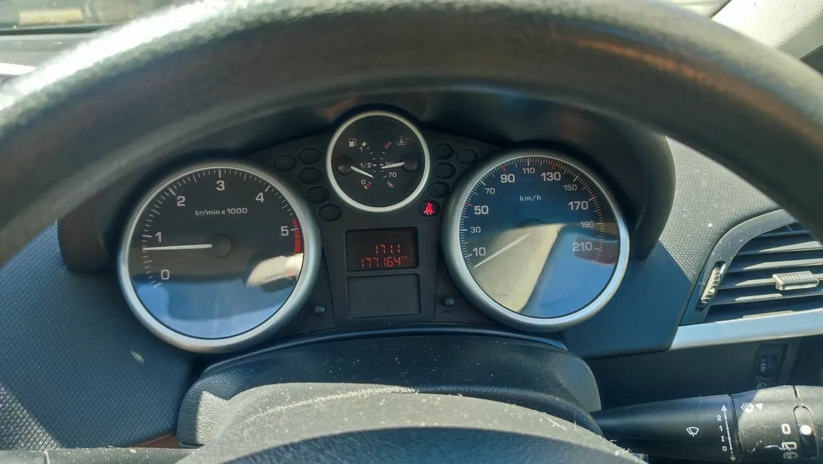 Peugeot 207. 1.4 diesel low mileage new NCT - Image 3