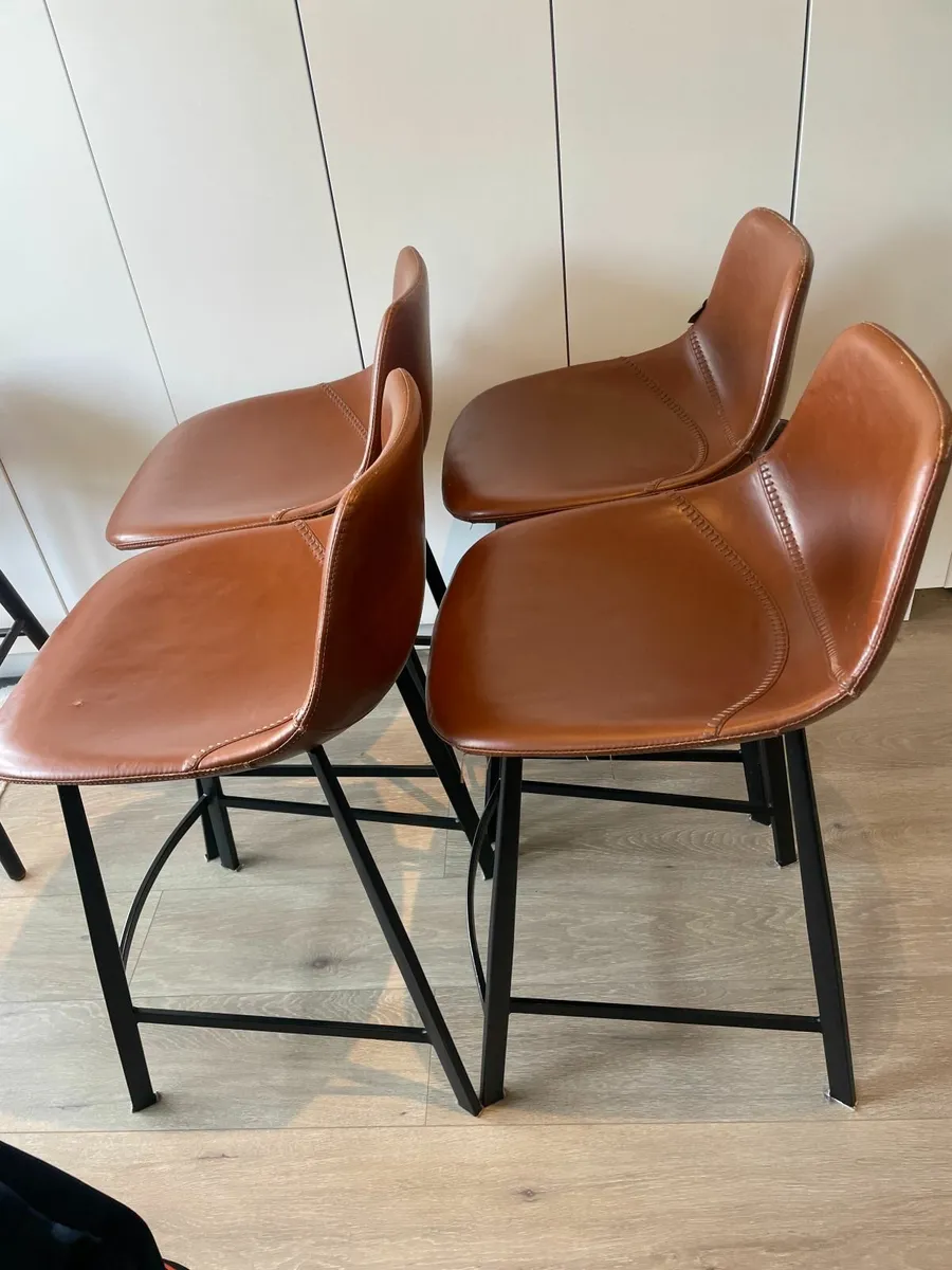 Counter top stools - Image 1