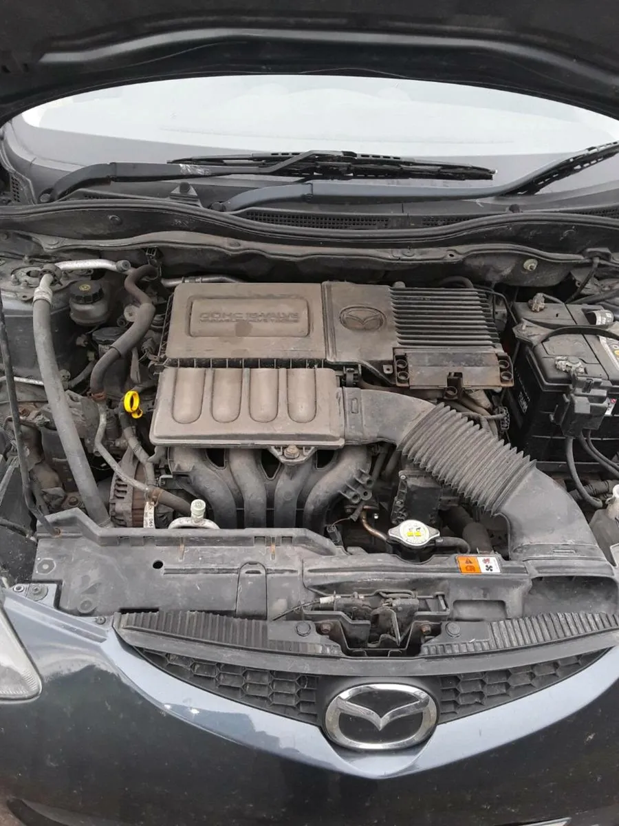 Mazda 2  only  140000 kilometres  1,3 petrol - Image 4