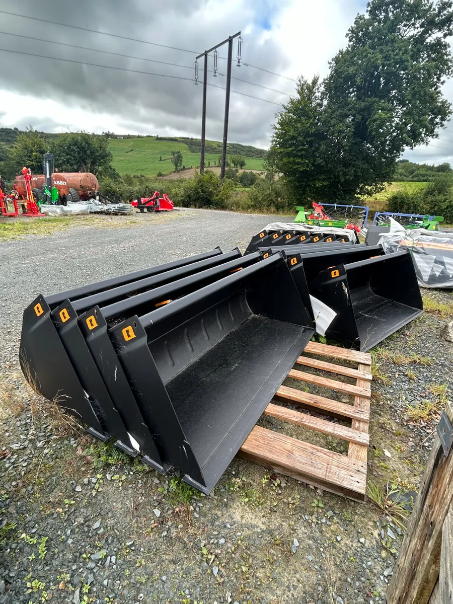 New Quicke Buckets 6FT/7FT/8FT