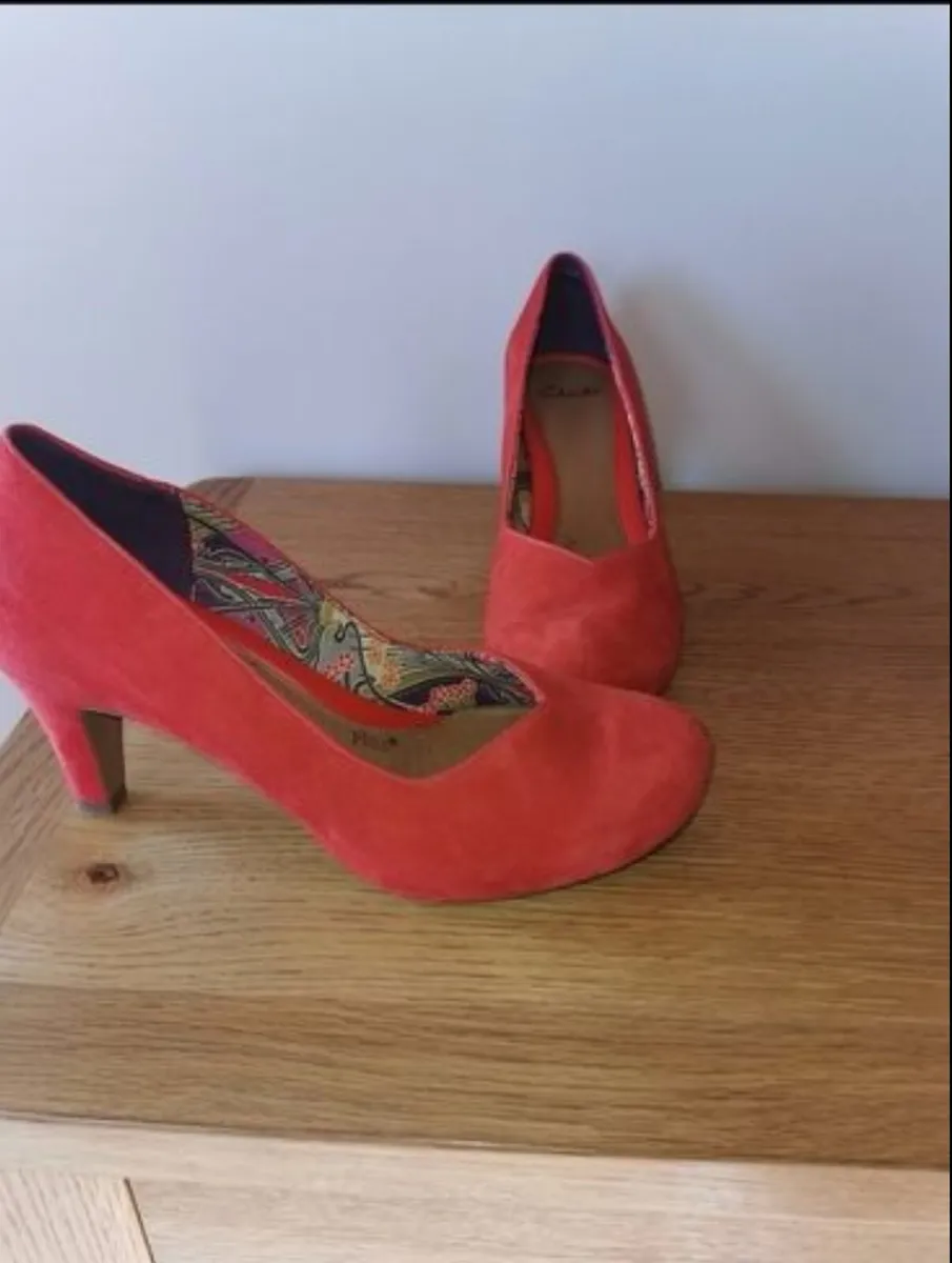 Ladies shoes - Image 1