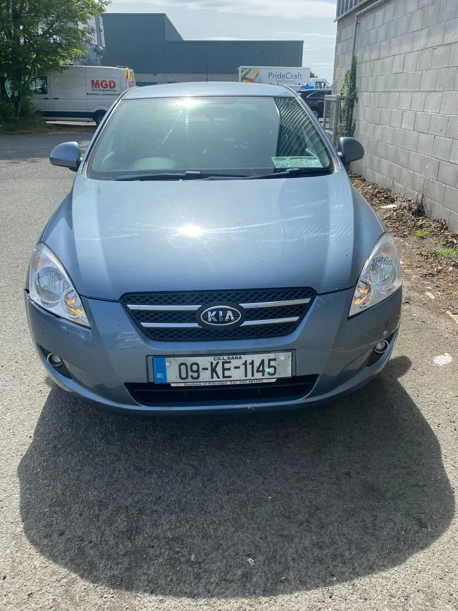 Kia Ceed 2009 - Image 1