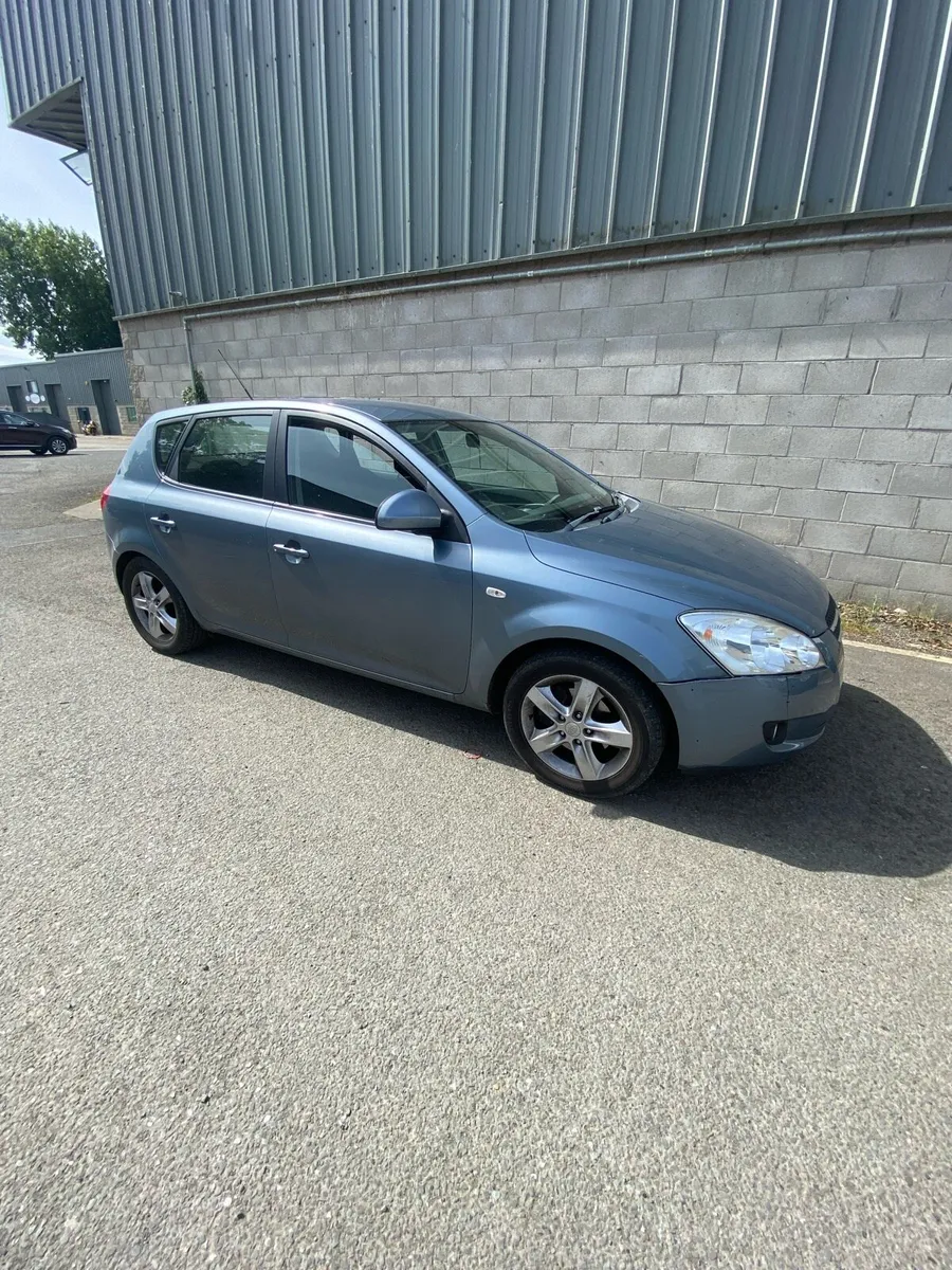 Kia Ceed 2009 - Image 3