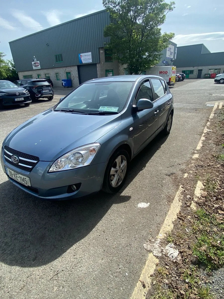 Kia Ceed 2009 - Image 4