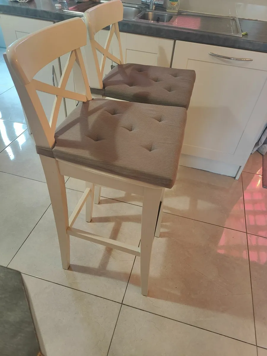 High stools - Image 3
