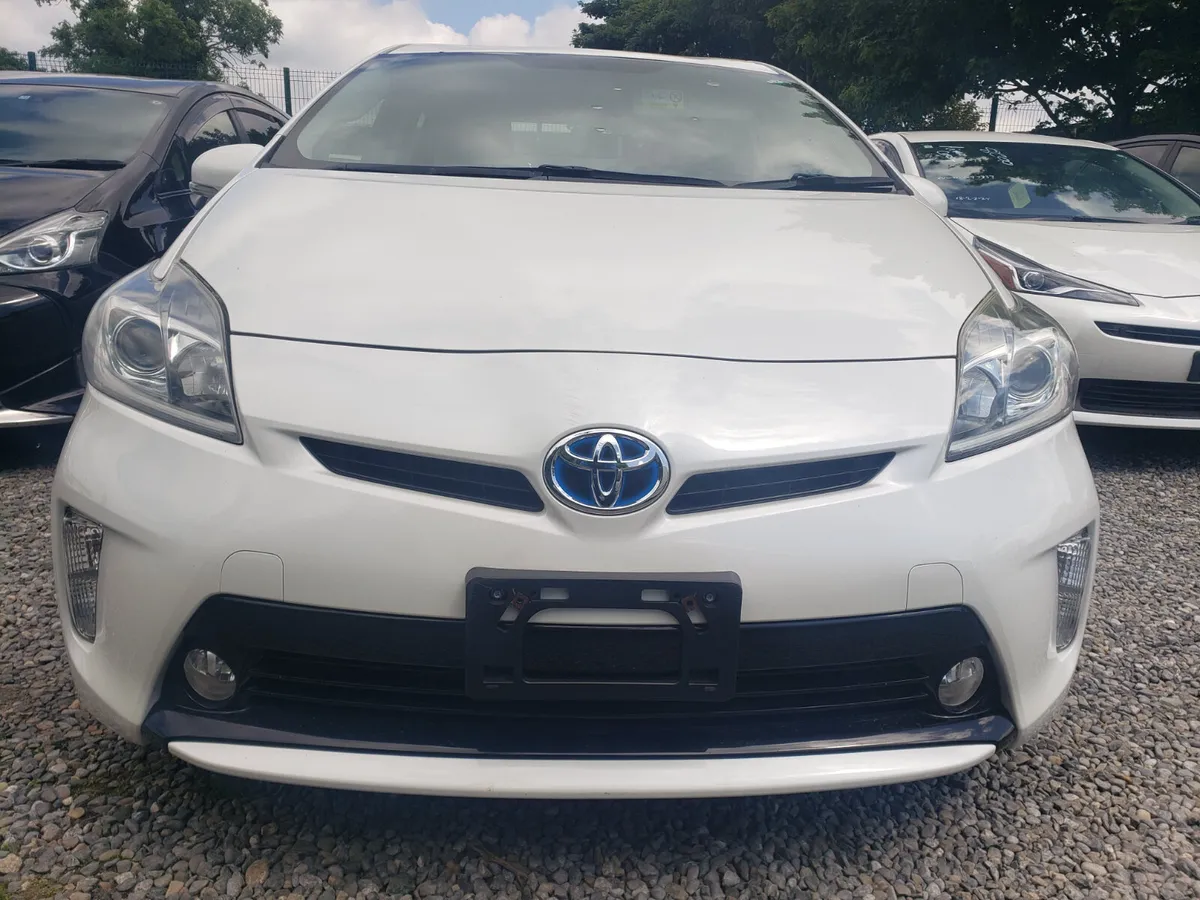 Toyota prius 2015 - Image 1
