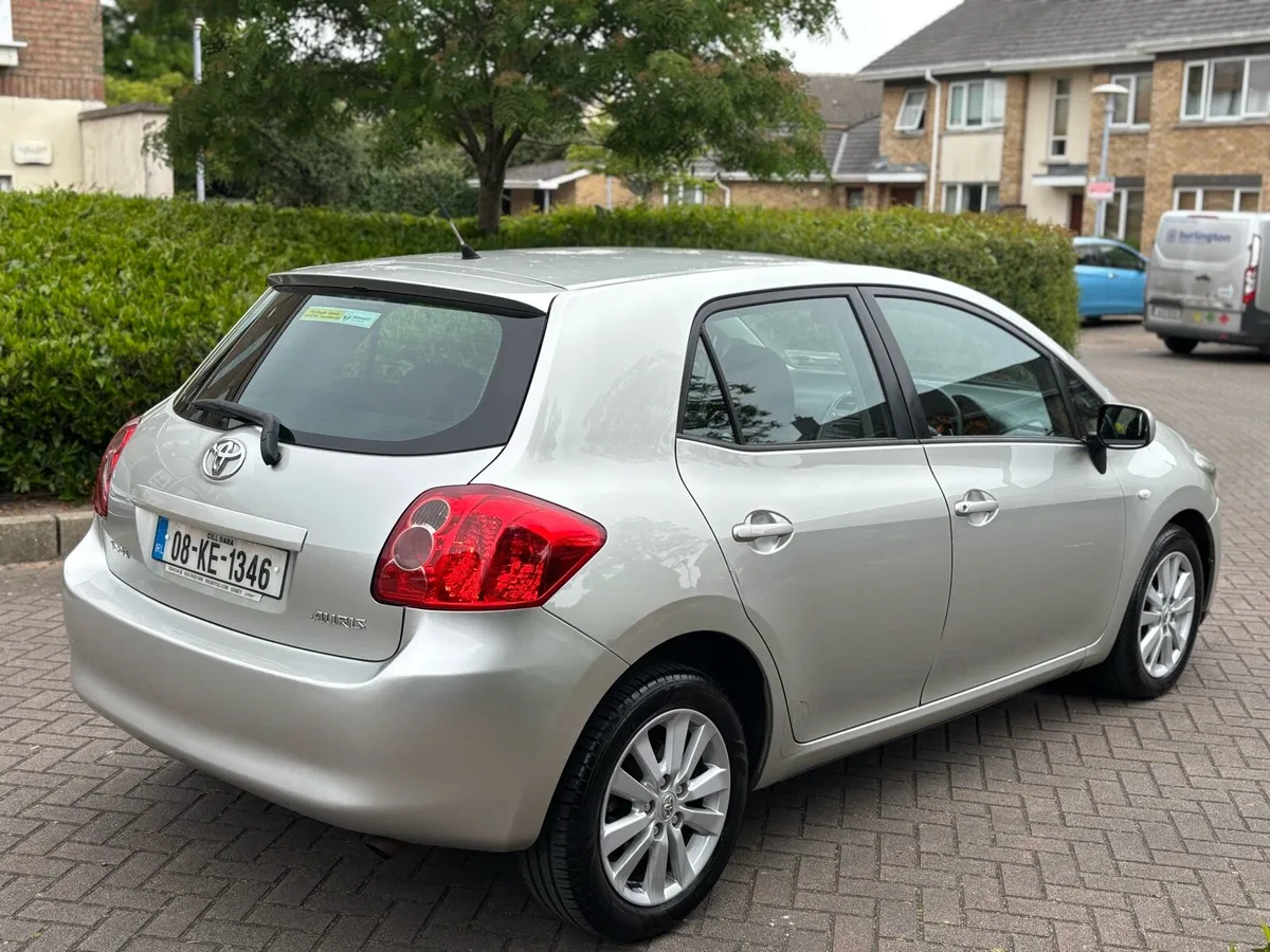 Toyota Auris Luna AUTOMATIC NCTD/TAXED - Image 2