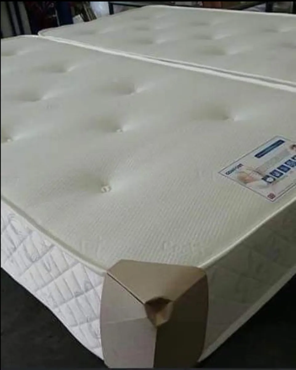 New memory foam mattress - Image 3