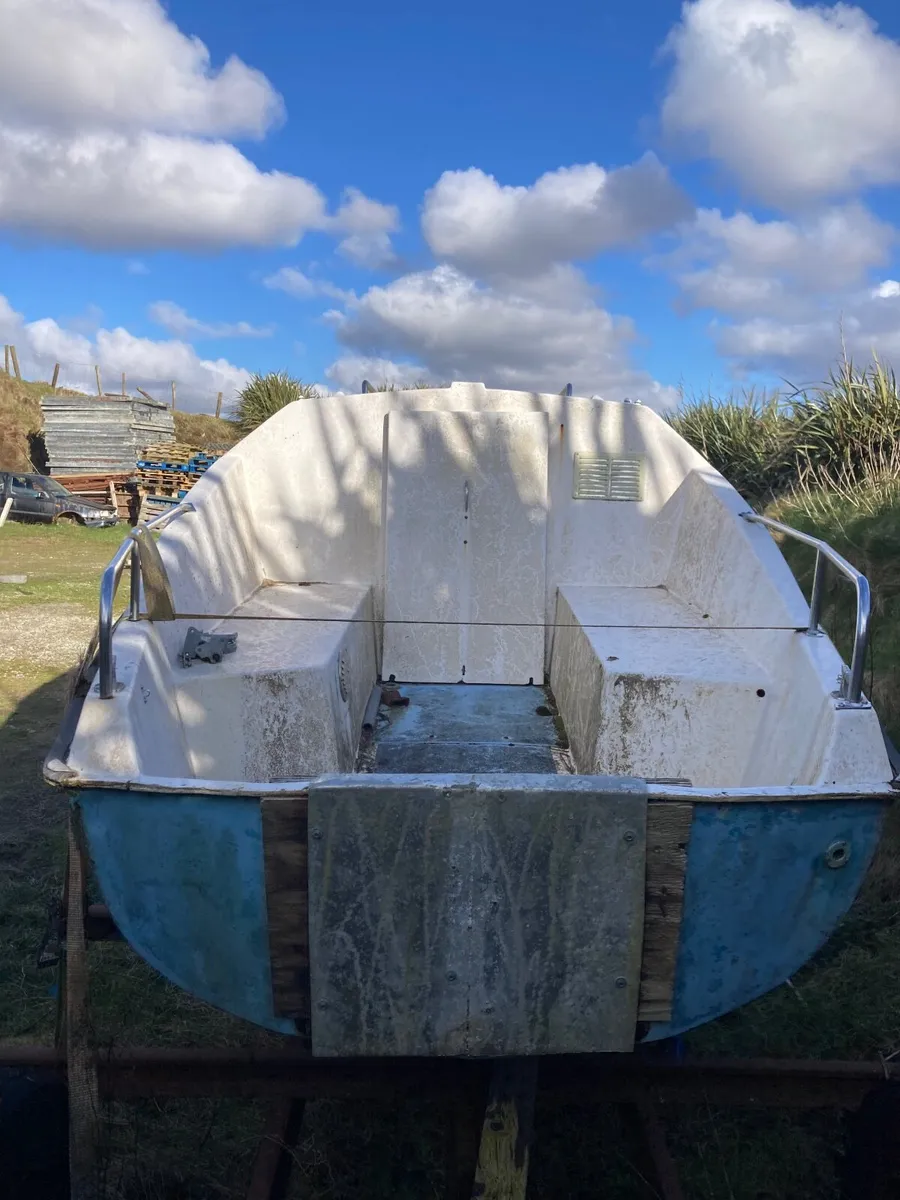 Boat - Image 3