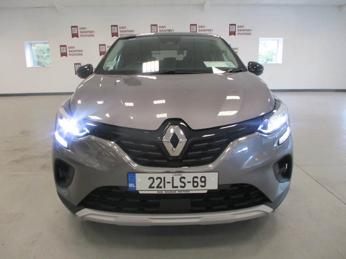 2022 Renault Captur LIMITED EDITION - Image 4