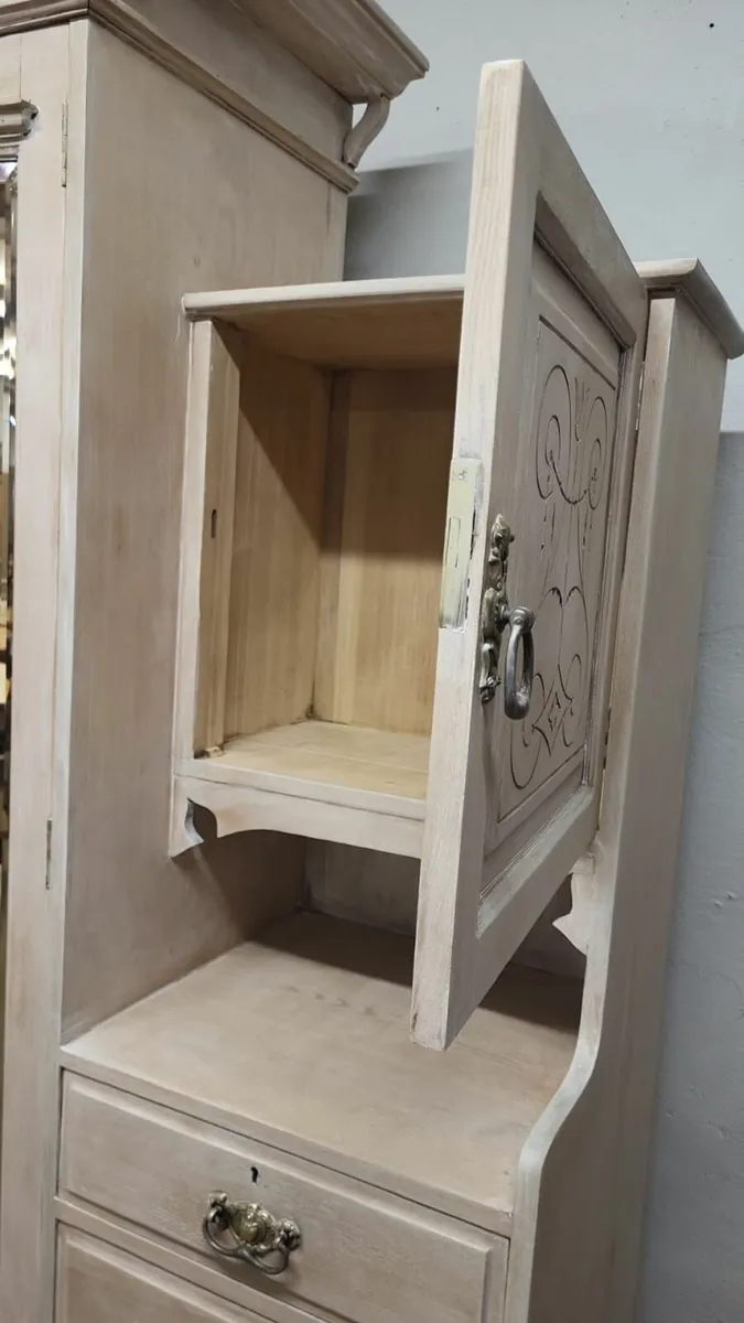 Victorian oak wardrobe, chest combo - Image 3
