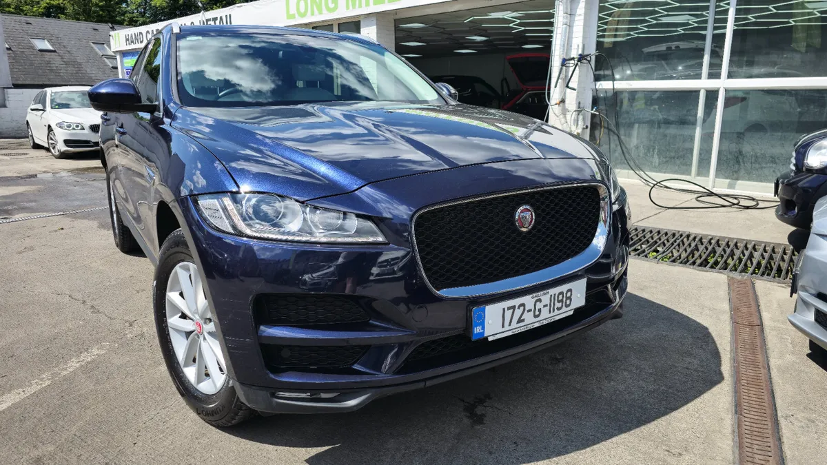 Jaguar F-Pace 2017 AA APPROVED - Image 4