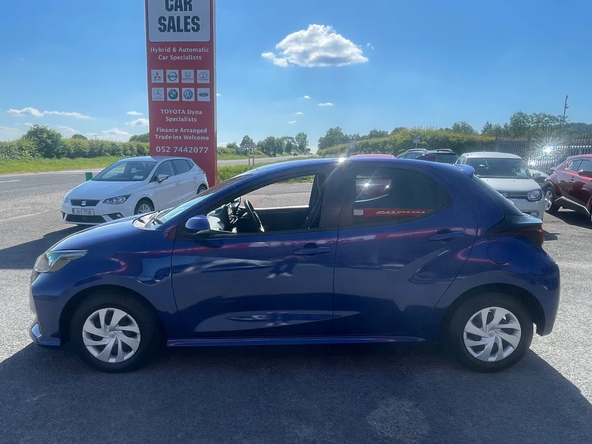 2021 Toyota Yaris - Image 4