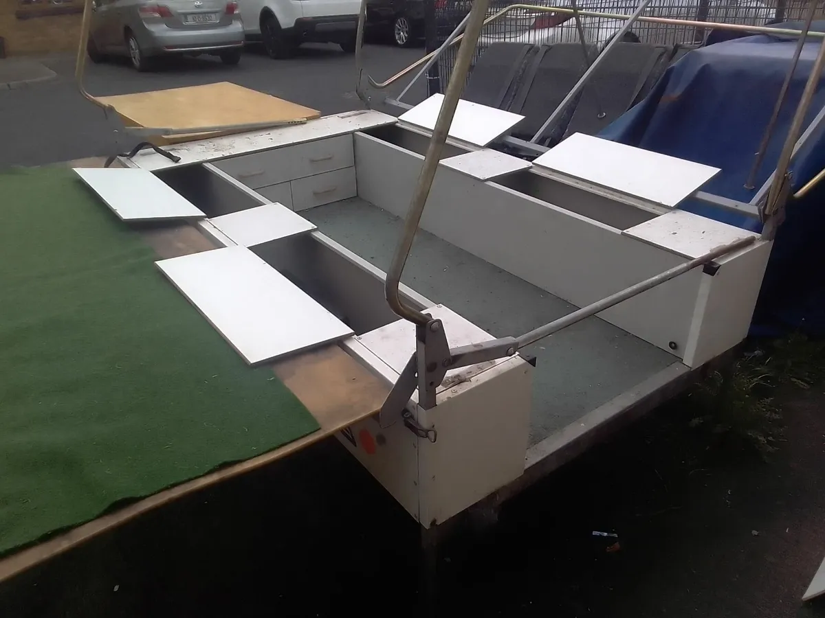 camping trailer - Image 3