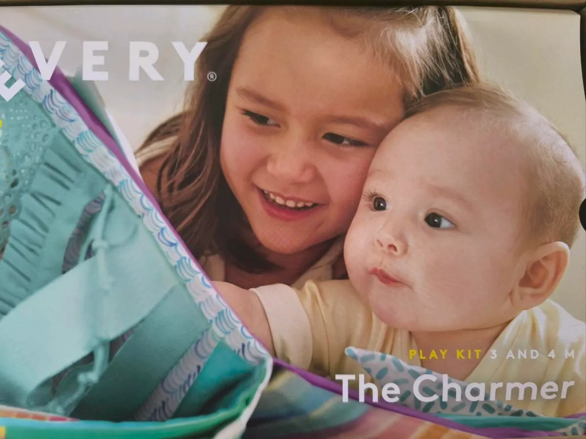 Lovevery Play Kit  The Charmer (3-4 months) - Image 3