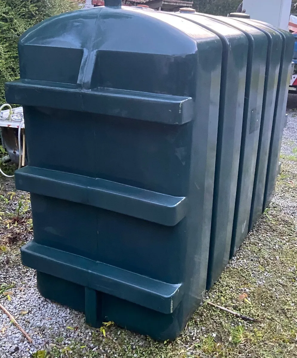 Oil/ Storage tank - Image 1