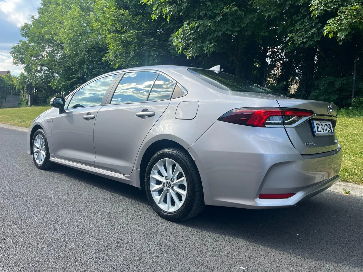 Toyota Corolla 2021 AUTOMATIC ( NCT 08/27 TAX 8/25 - Image 3