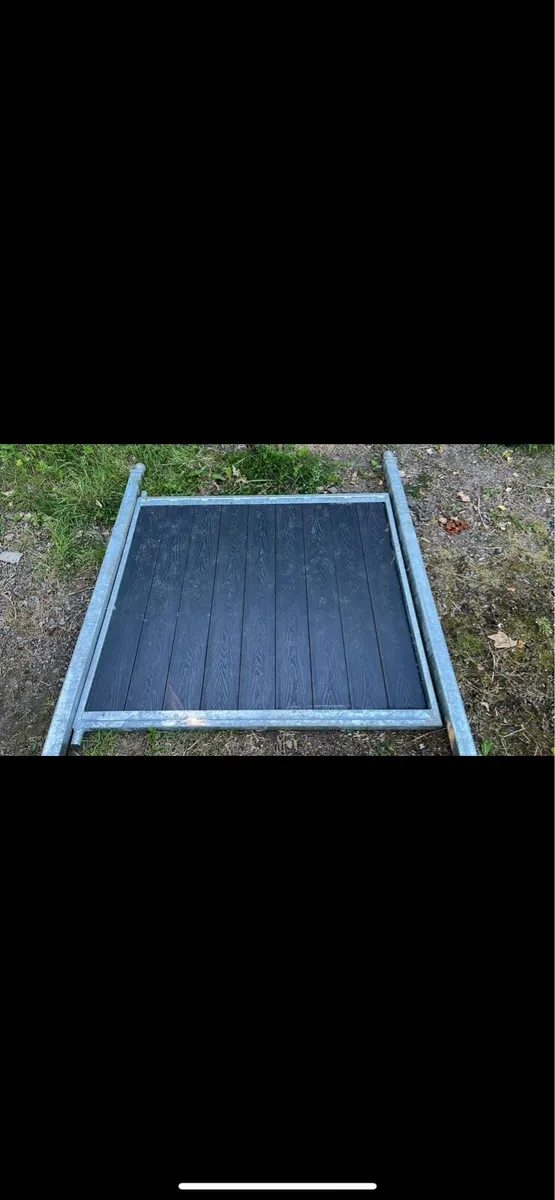 Gate - Image 2