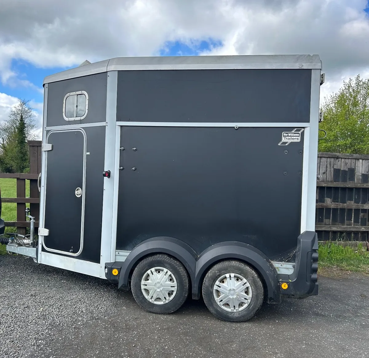 Horse Box - Ifor Williams HB506 - Image 2
