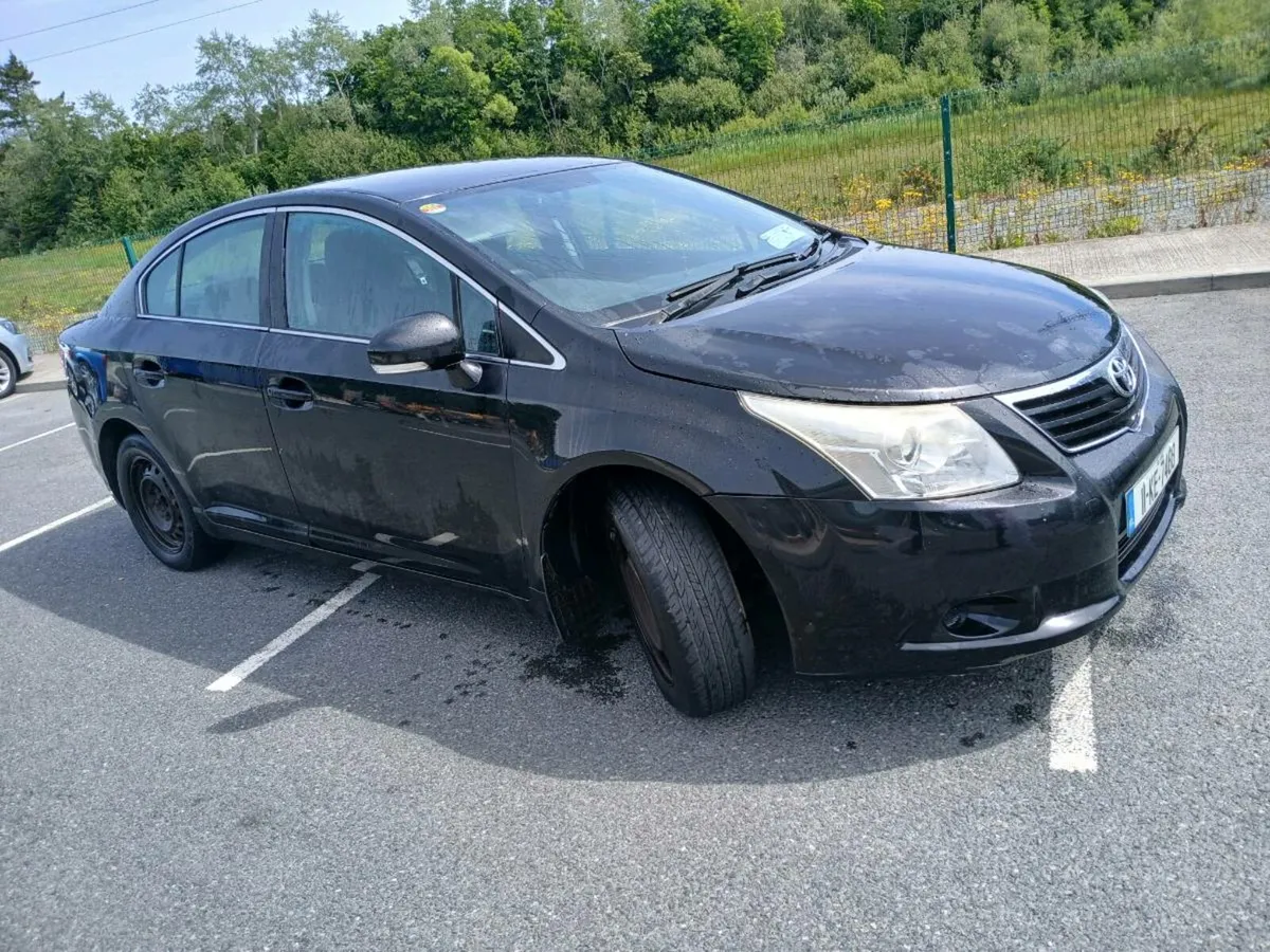 Toyota avensis - Image 3