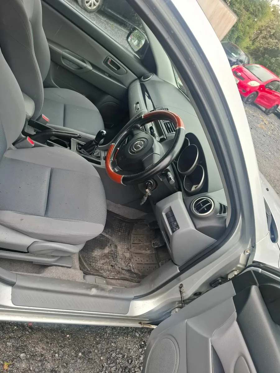 Mazda Mazda3 2009 - Image 3