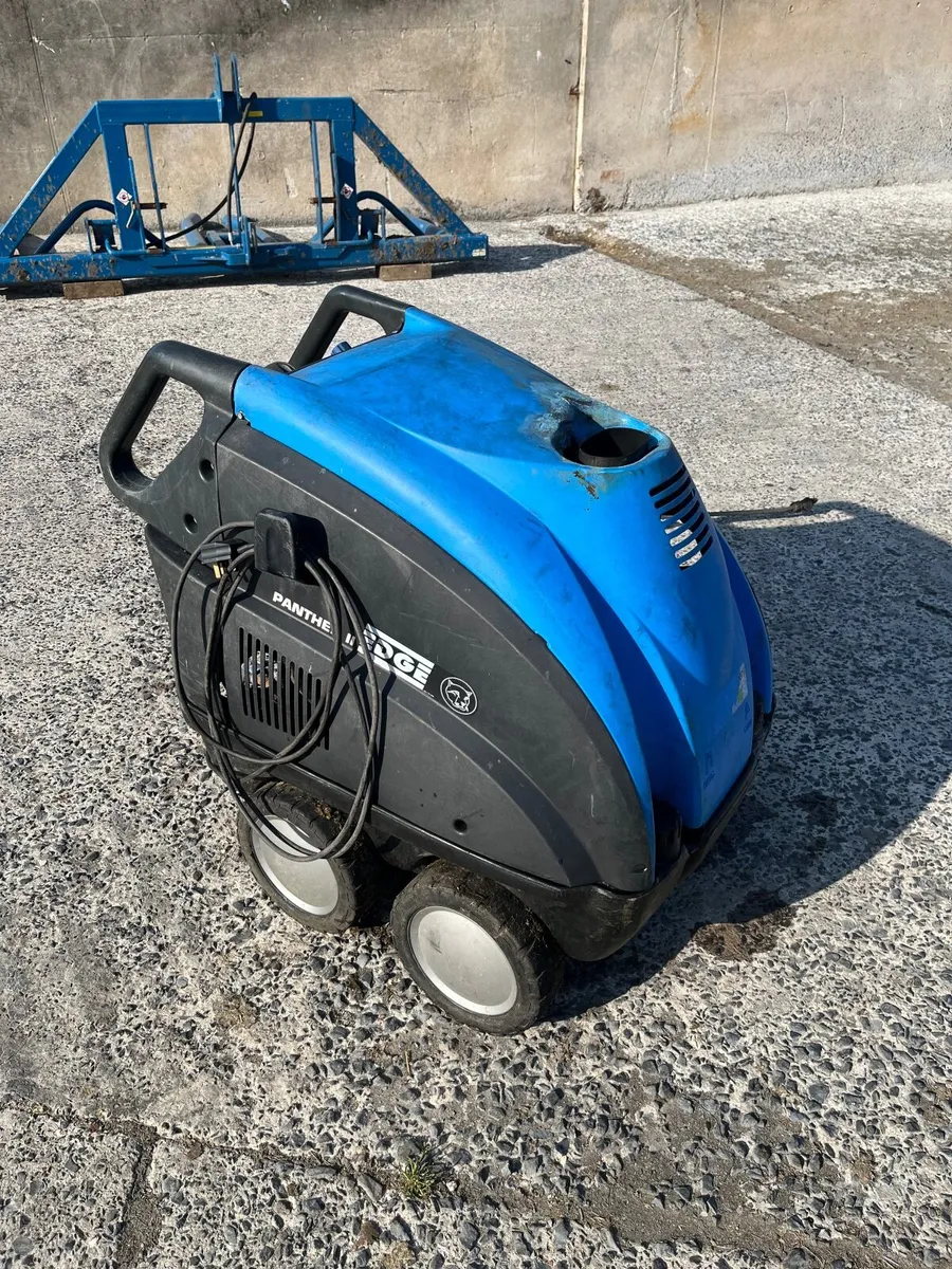 Hot and Cold Pressure Washer - Image 1